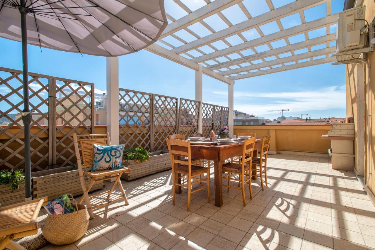 Lungomare Garibaldi - Attico A Due Passi Dal Mare Apartman Alghero Kültér fotó