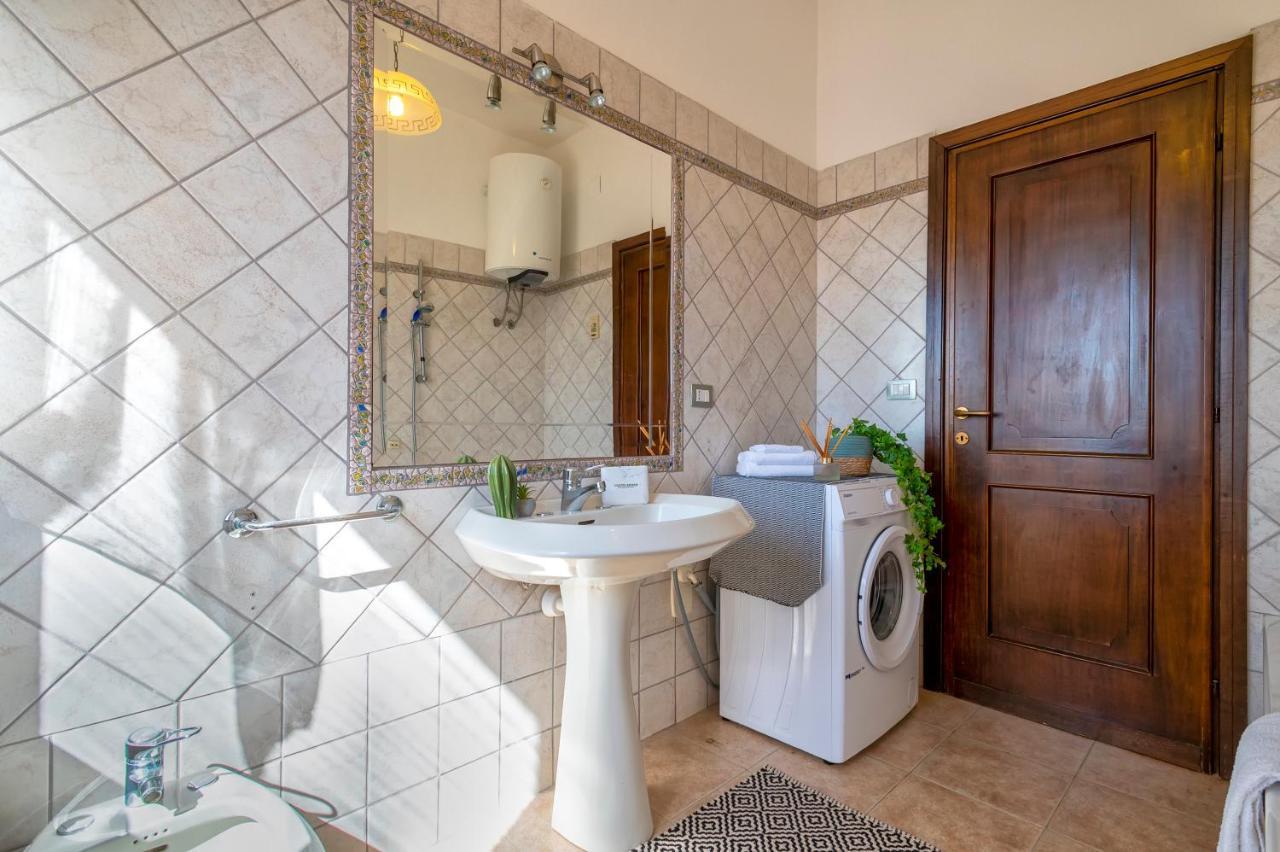 Lungomare Garibaldi - Attico A Due Passi Dal Mare Apartman Alghero Kültér fotó