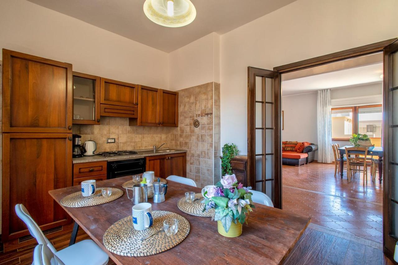 Lungomare Garibaldi - Attico A Due Passi Dal Mare Apartman Alghero Kültér fotó